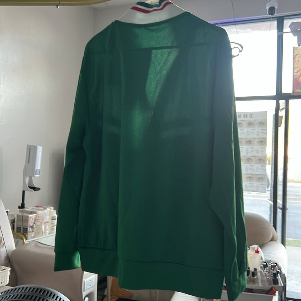 jacket - Picture 3 of 4